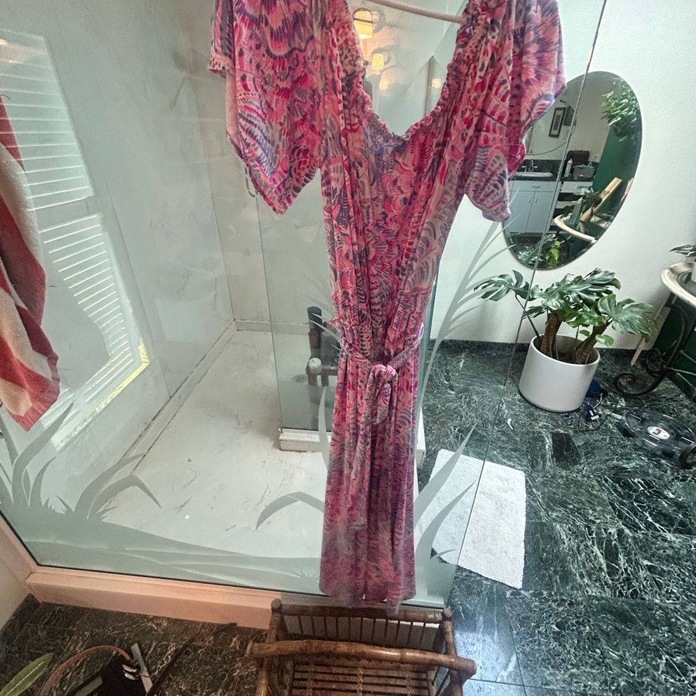 Nwot Lilly off shoulder dress